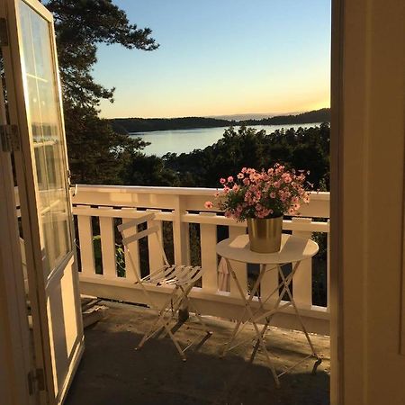 Leilighet I Sorlandshus I Son - Sjoutsikt - Naer Son Spa Bagian luar foto