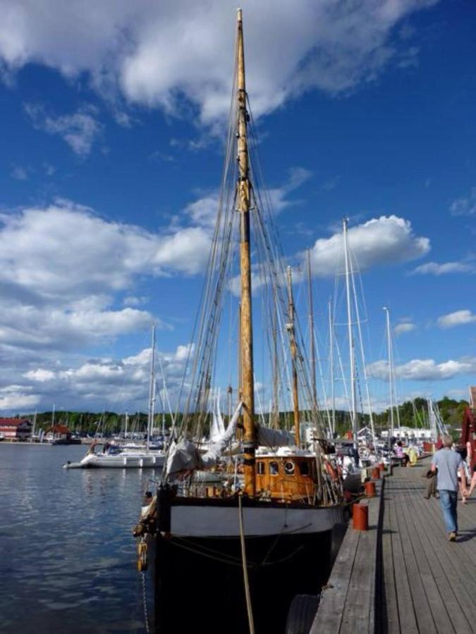 Leilighet I Sorlandshus I Son - Sjoutsikt - Naer Son Spa Bagian luar foto